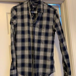 Casual button down men’s shirt